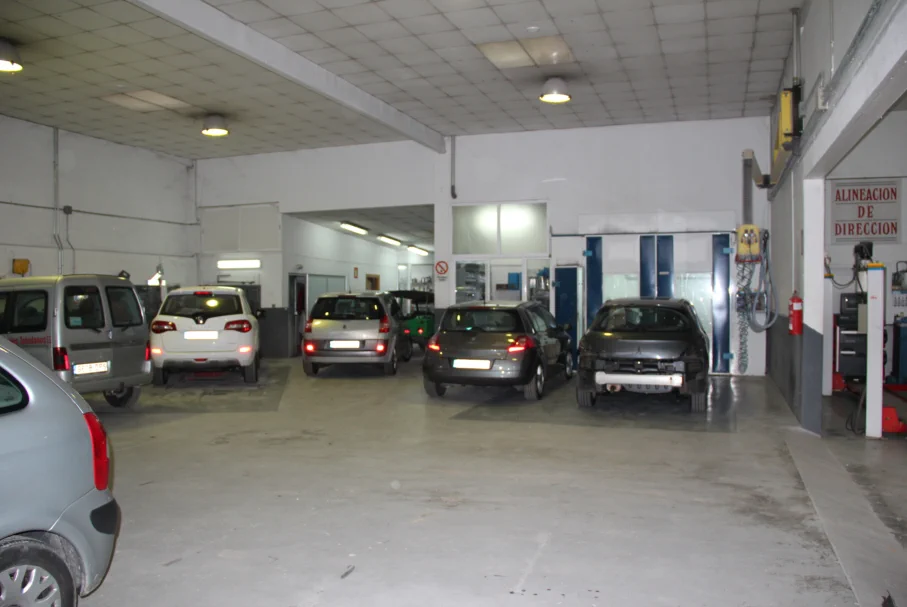 Talleres Gonviauto, chapa y pintura, neumáticos, mecánica, electromecánica, diagnosis, pre itv, Arenas de San Pedro, Ávila