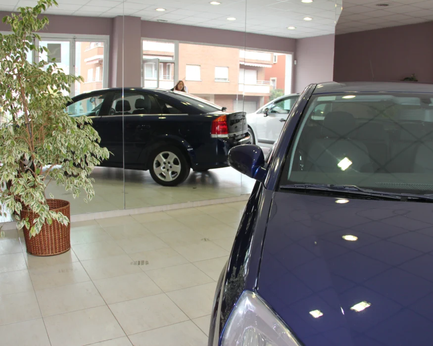 Exposición y venta vehículos de ocasión todas las marcas, en Arenas de San Pedro, Ávila. Coches, automóviles usados, segunda mano